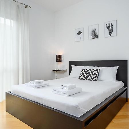 Stylish Condo Garibaldi Sempione 85M2 - Self Check-In Milan Exterior photo