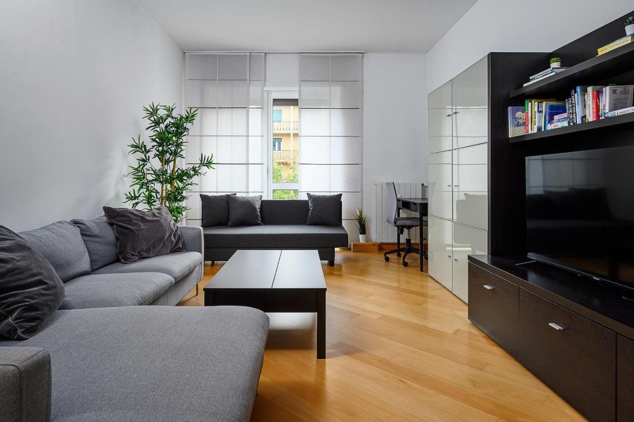 Stylish Condo Garibaldi Sempione 85M2 - Self Check-In Milan Exterior photo